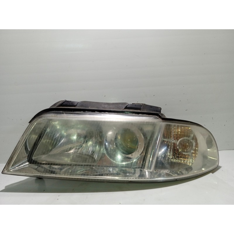 Recambio de faro izquierdo para audi a4 b5 (8d2) 1.9 tdi referencia OEM IAM 8D0941029AK  