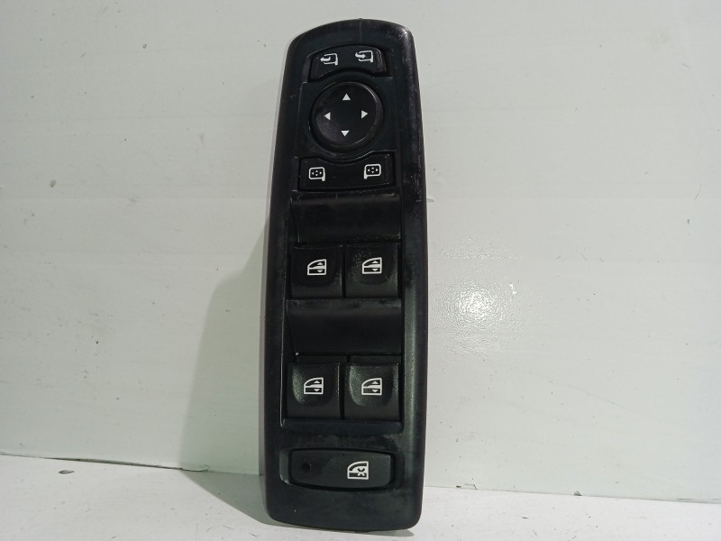 Recambio de mando elevalunas delantero izquierdo para renault megane iii grandtour (kz0/1) 2.0 tce (kz0k, kz1t) referencia OEM I