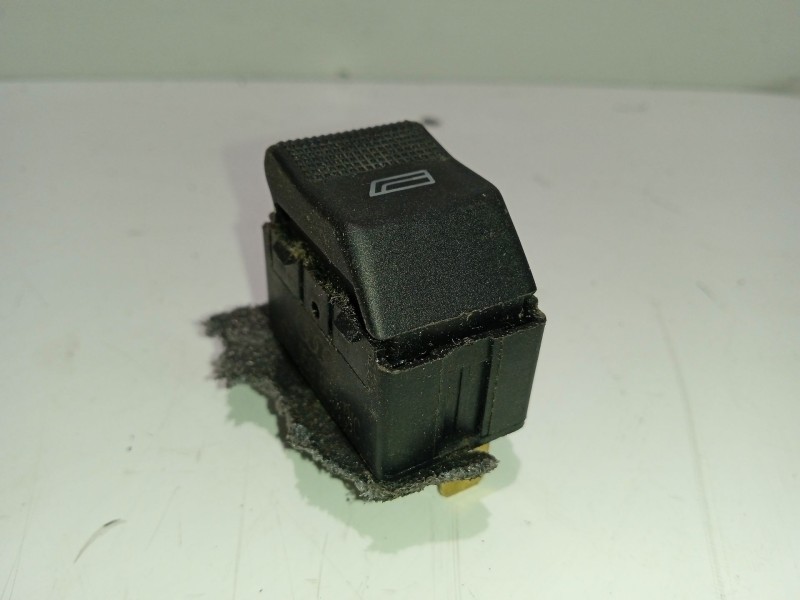 Recambio de mando elevalunas trasero izquierdo para audi a4 b5 (8d2) 1.9 tdi referencia OEM IAM 4D0959855OIC  