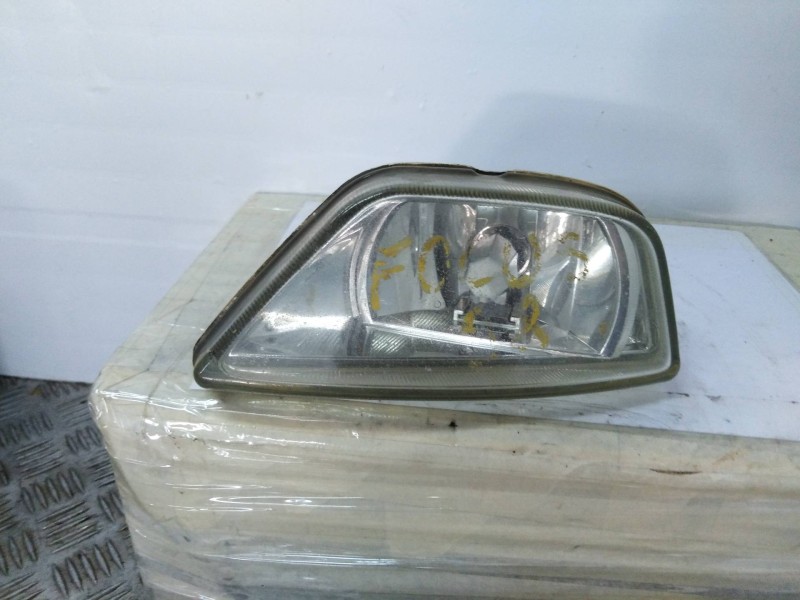 Recambio de faro antiniebla derecho para  referencia OEM IAM 2M51-15K201-AH  