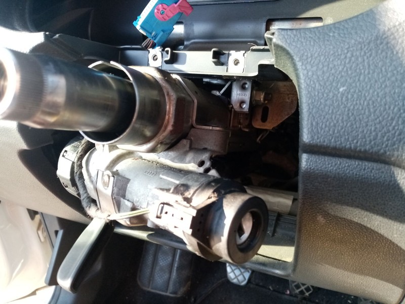 Recambio de bombin arranque para volkswagen polo v (6r1, 6c1) 1.4 (6r1) referencia OEM IAM 6R0905851  