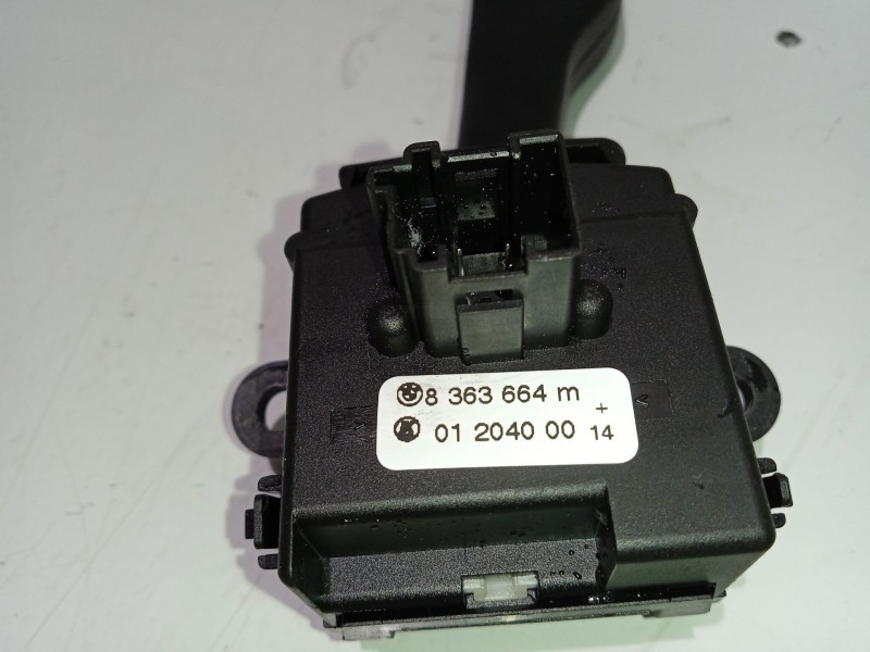 Recambio de mando limpia para bmw 5 (e39) 520 i referencia OEM IAM 8363664M  