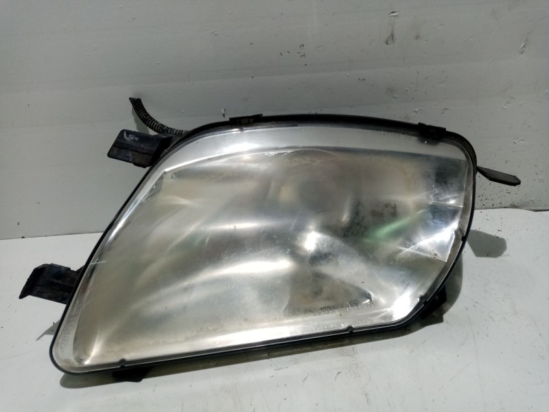 Recambio de faro antiniebla izquierdo para peugeot 308 i (4a_, 4c_) 2.0 hdi referencia OEM IAM 9680498880  