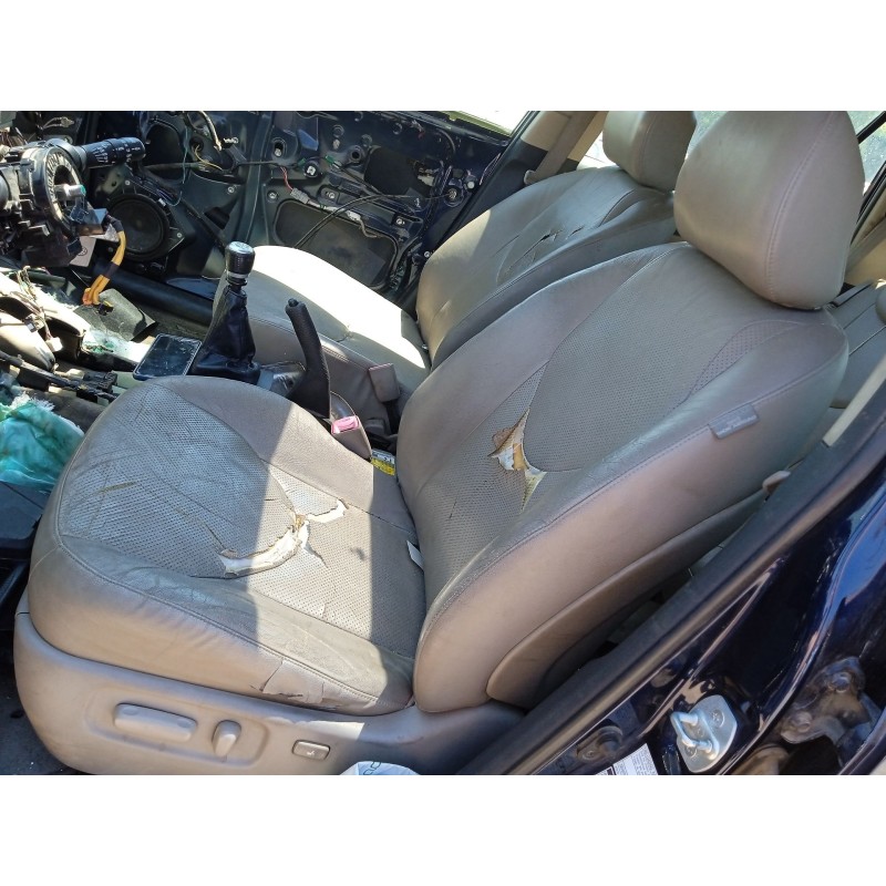 Recambio de asiento delantero izquierdo para toyota rav 4 iii (_a3_) 2.2 d 4wd (ala30_) referencia OEM IAM 7107242300E1 71074421