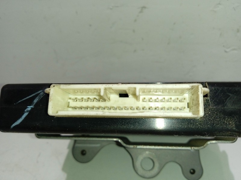 Recambio de modulo electronico para toyota rav 4 iii (_a3_) 2.2 d 4wd (ala30_) referencia OEM IAM 8963042020  