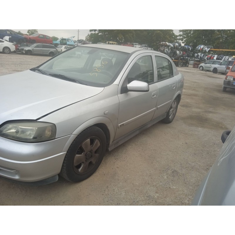 opel astra g hatchback (t98) del año 2004