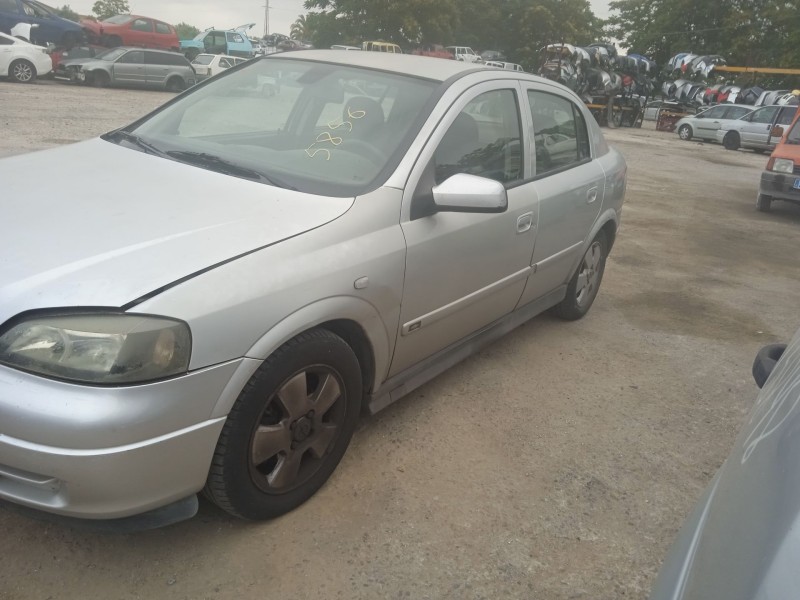 opel astra g hatchback (t98) del año 2004