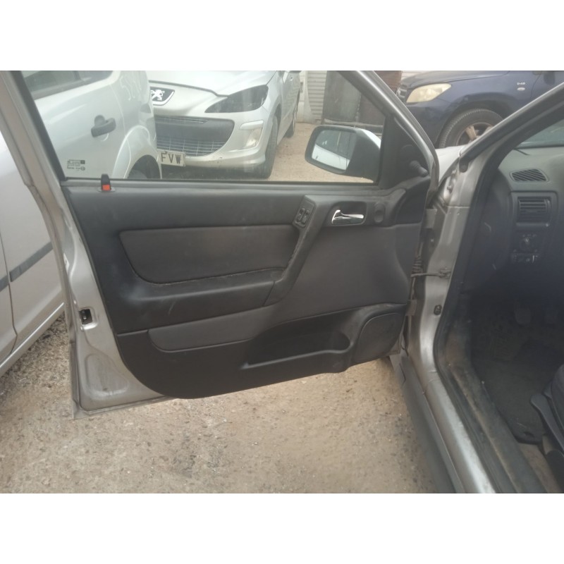 opel astra g hatchback (t98) del año 2004