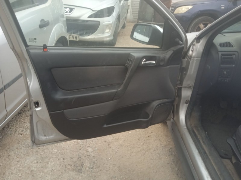 opel astra g hatchback (t98) del año 2004