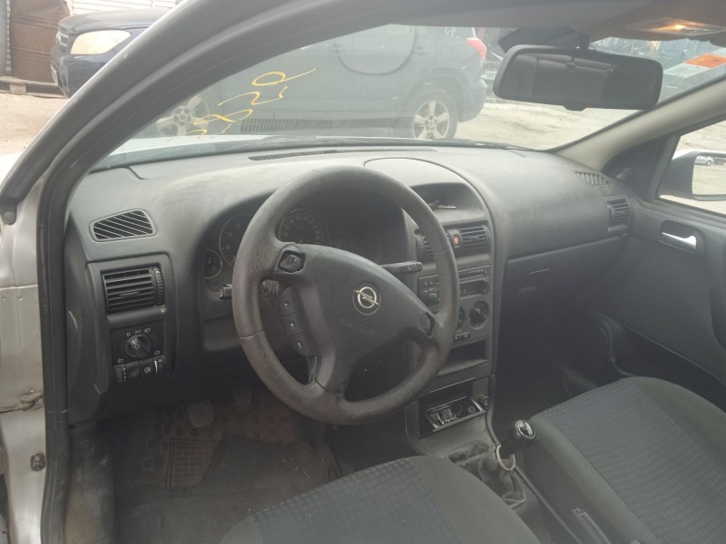 opel astra g hatchback (t98) del año 2004