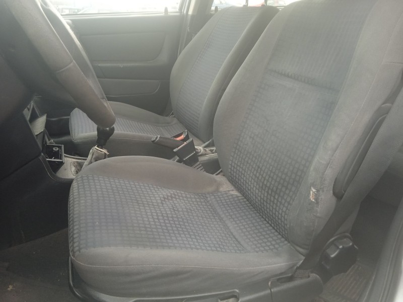 opel astra g hatchback (t98) del año 2004