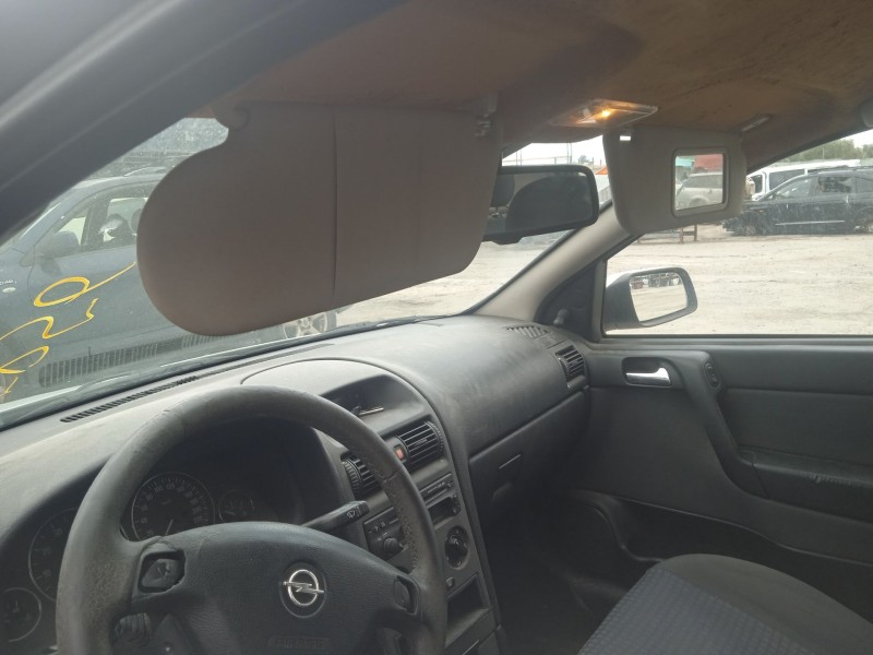 opel astra g hatchback (t98) del año 2004