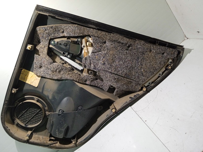 Recambio de guarnecido puerta trasera izquierda para toyota rav 4 iii (_a3_) 2.2 d 4wd (ala30_) referencia OEM IAM 6764042340B3 