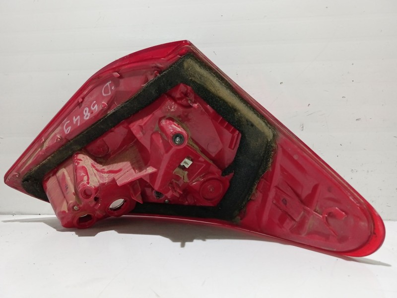 Recambio de piloto trasero izquierdo para toyota rav 4 iii (_a3_) 2.2 d 4wd (ala30_) referencia OEM IAM 8156142091  