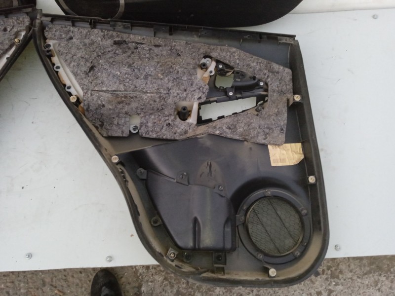 Recambio de juego tapizados / cartoneras para toyota rav 4 iii (_a3_) 2.2 d 4wd (ala30_) referencia OEM IAM 6761042770B6 6764042