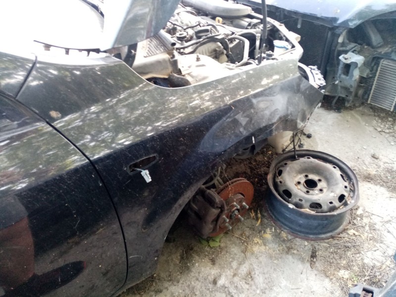 Recambio de aleta delantera derecha para kia cee´d referencia OEM IAM 663211H010  