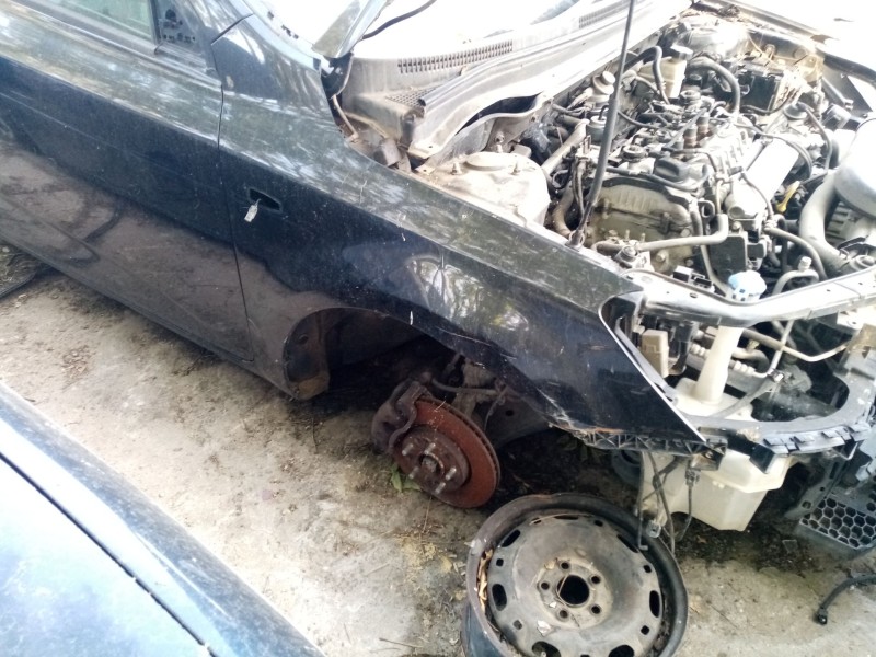 Recambio de aleta delantera derecha para kia cee´d referencia OEM IAM 663211H010  