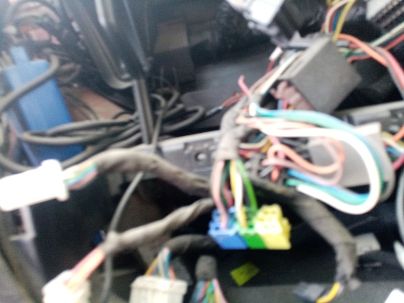 Recambio de centralita airbag para kia cee´d referencia OEM IAM 959101H200  