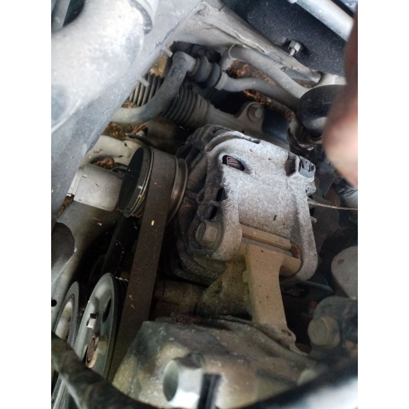 Recambio de alternador para kia cee´d referencia OEM IAM 373002A500  