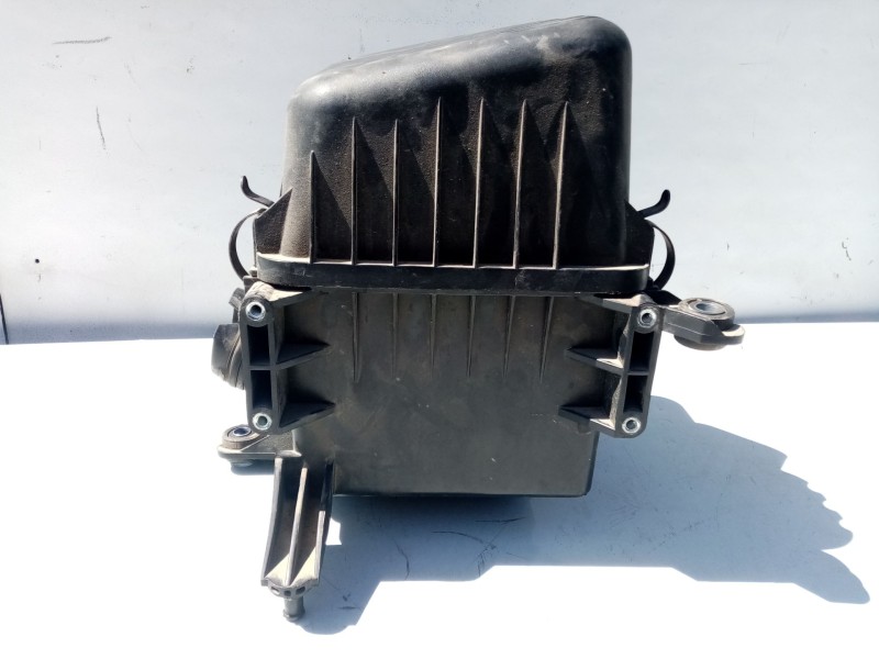 Recambio de caja filtro de aire para kia cee´d referencia OEM IAM 281122H200  