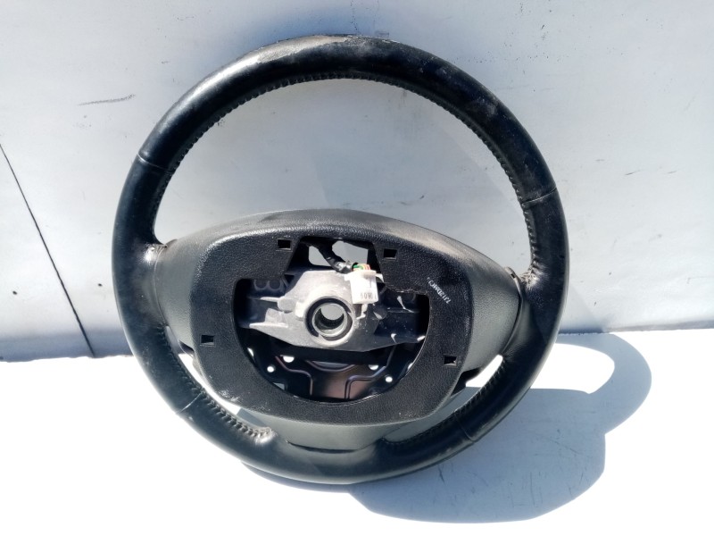 Recambio de volante para kia cee´d referencia OEM IAM P81001H100EQ  