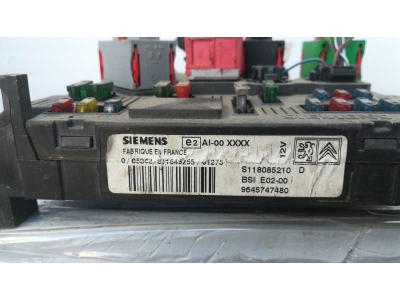 Recambio de caja reles / fusibles para peugeot 206 berlina 1.9 diesel   |   0.98 - ... | 1998 | 69 cv / 51 kw referencia OEM IAM