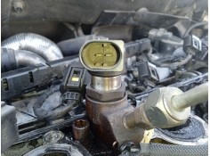 Recambio de inyector para volvo s40 ii (544) 2.0 d referencia OEM IAM    2