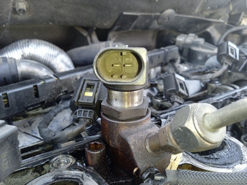 Recambio de inyector para volvo s40 ii (544) 2.0 d referencia OEM IAM   