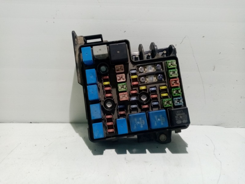 Recambio de caja reles / fusibles para kia cee´d referencia OEM IAM 919501H020  