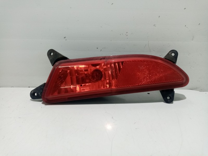 Recambio de piloto trasero izquierdo paragolpes para kia cee´d referencia OEM IAM   