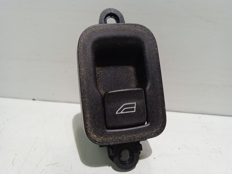 Recambio de mando elevalunas trasero derecho para volvo s40 ii (544) 2.0 d referencia OEM IAM 30658449  