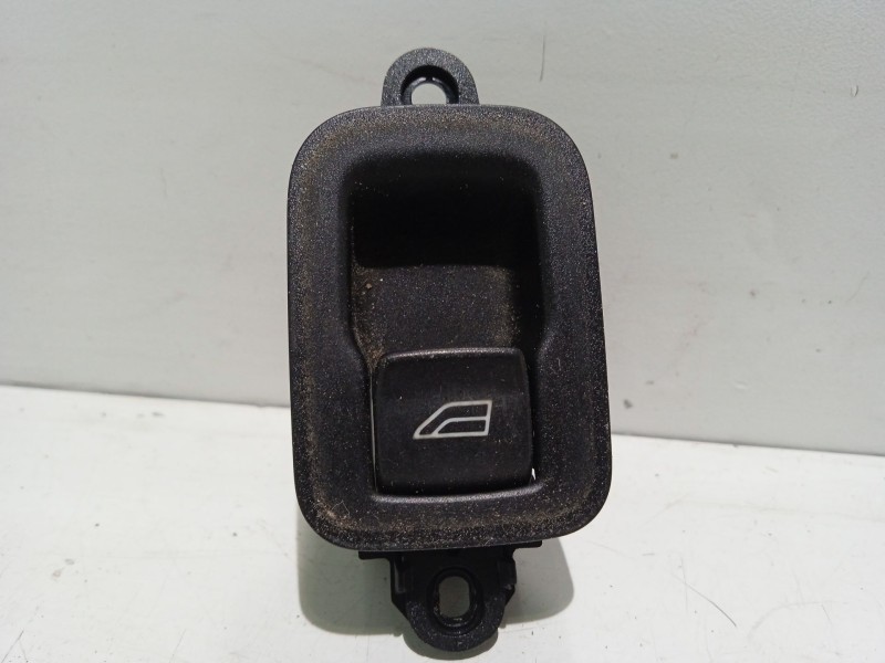 Recambio de mando elevalunas trasero izquierdo para volvo s40 ii (544) 2.0 d referencia OEM IAM 30658449  