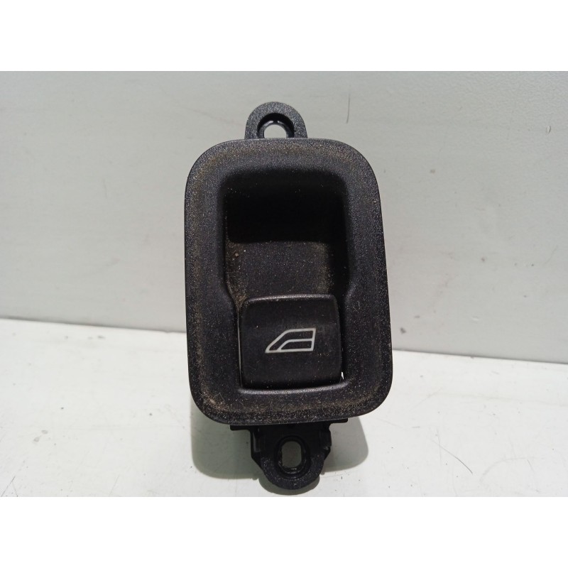 Recambio de mando elevalunas trasero izquierdo para volvo s40 ii (544) 2.0 d referencia OEM IAM 30658449  