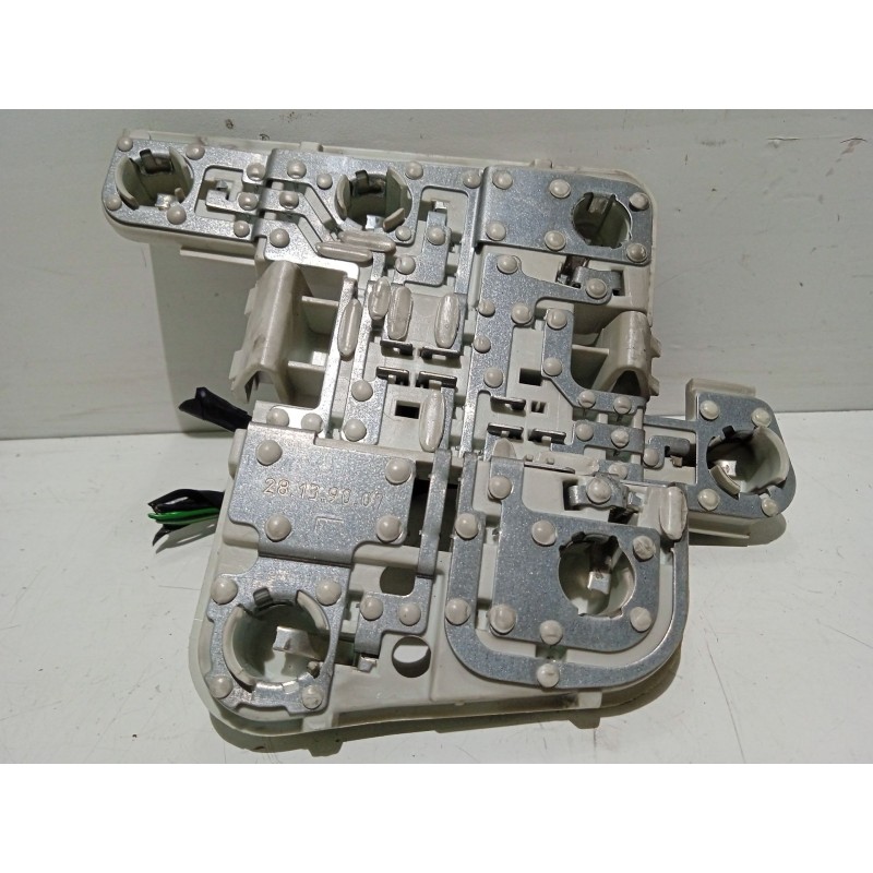 Recambio de portalamparas para volvo s40 ii (544) 2.0 d referencia OEM IAM 28139007  