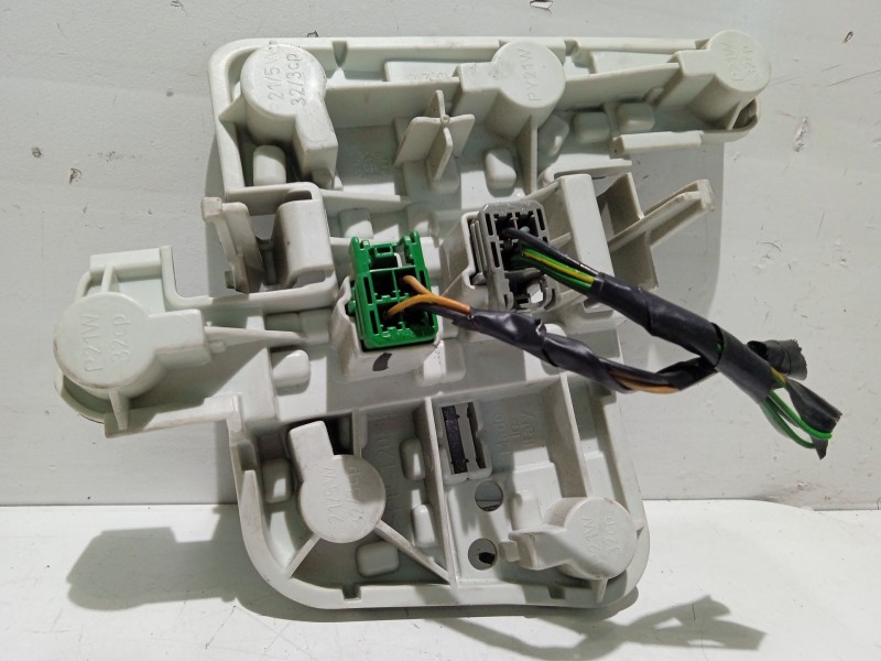 Recambio de portalamparas para volvo s40 ii (544) 2.0 d referencia OEM IAM 28139007  