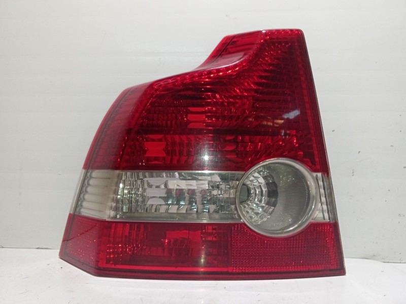 Recambio de piloto trasero izquierdo para volvo s40 ii (544) 2.0 d referencia OEM IAM 31213554  