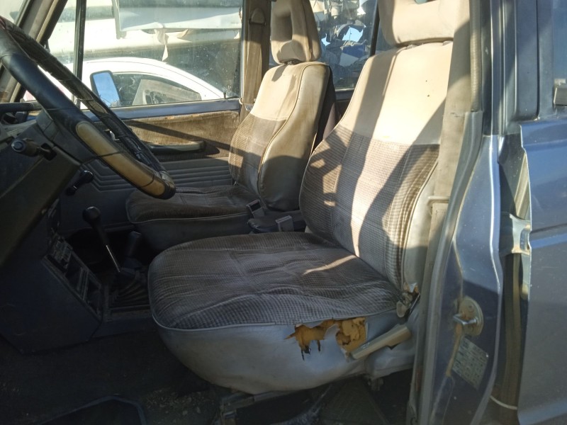 mitsubishi pajero i canvas top (l04_g) 2.5 td del año 1986