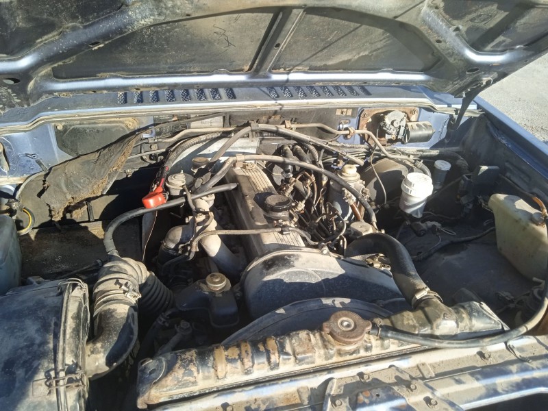 mitsubishi pajero i canvas top (l04_g) 2.5 td del año 1986