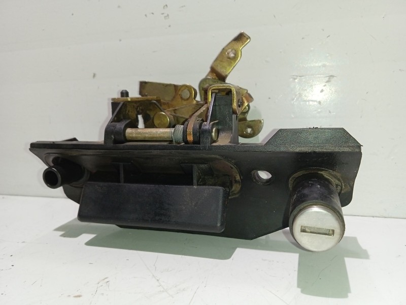 Recambio de bombin porton trasero para volkswagen caravelle referencia OEM IAM   