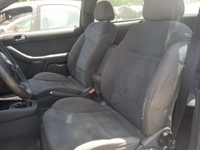 audi a3 (8l1) del año 1999