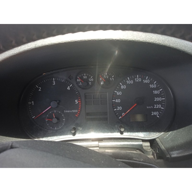 audi a3 (8l1) del año 1999