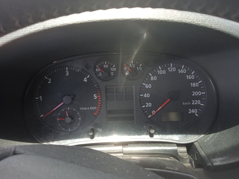 audi a3 (8l1) del año 1999