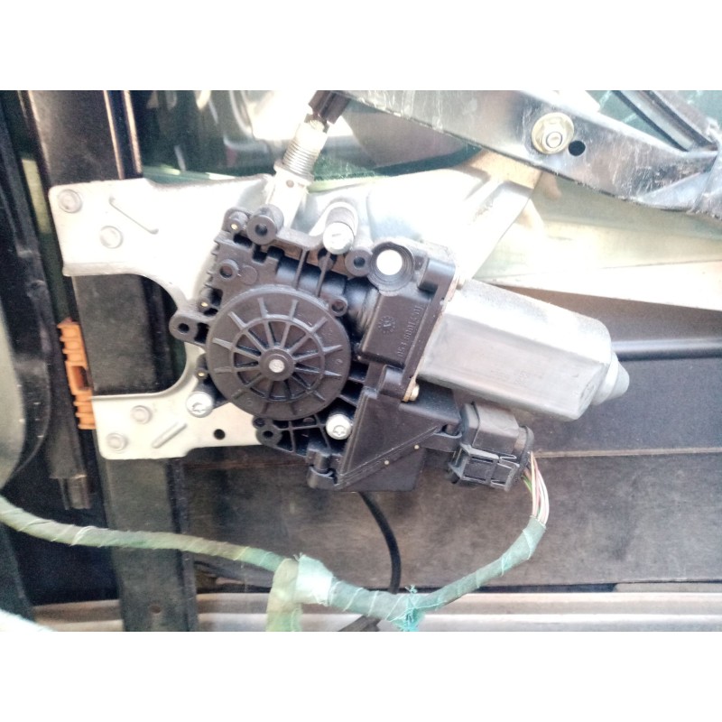 Recambio de motor elevalunas delantero derecho para audi a3 (8l1) 1.9 tdi referencia OEM IAM 8L3959802  