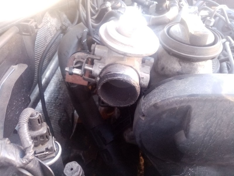 Recambio de valvula egr para audi a3 (8l1) 1.9 tdi referencia OEM IAM 045131501C  