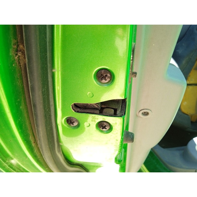 Recambio de cerradura puerta trasera izquierda para kia picanto i (sa) 1.1 referencia OEM IAM 8141007010HU  