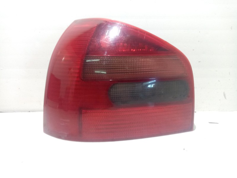 Recambio de piloto trasero izquierdo para audi a3 (8l1) 1.9 tdi referencia OEM IAM 8L0945095A  