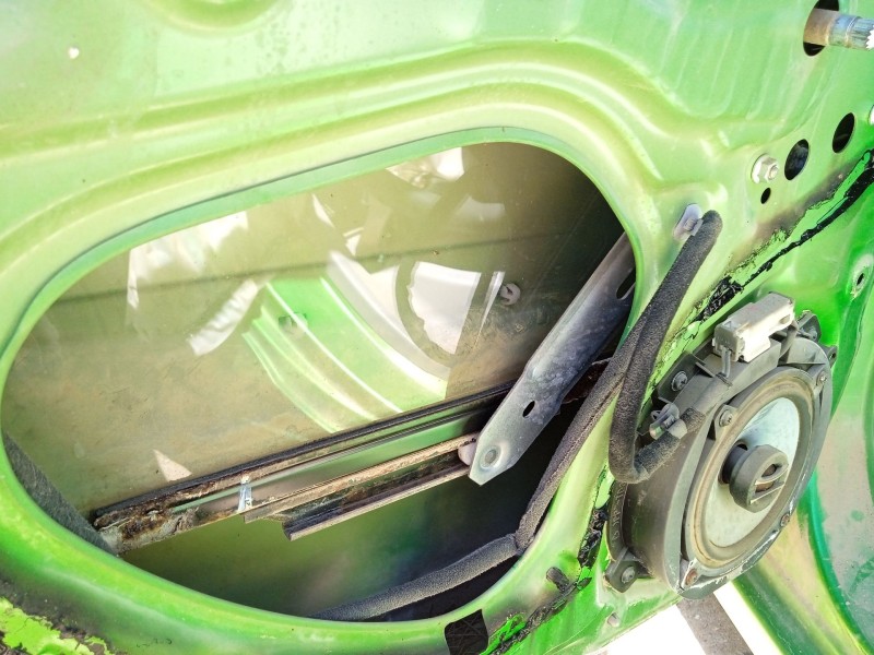 Recambio de elevalunas trasero izquierdo para kia picanto i (sa) 1.1 referencia OEM IAM 8340107000  