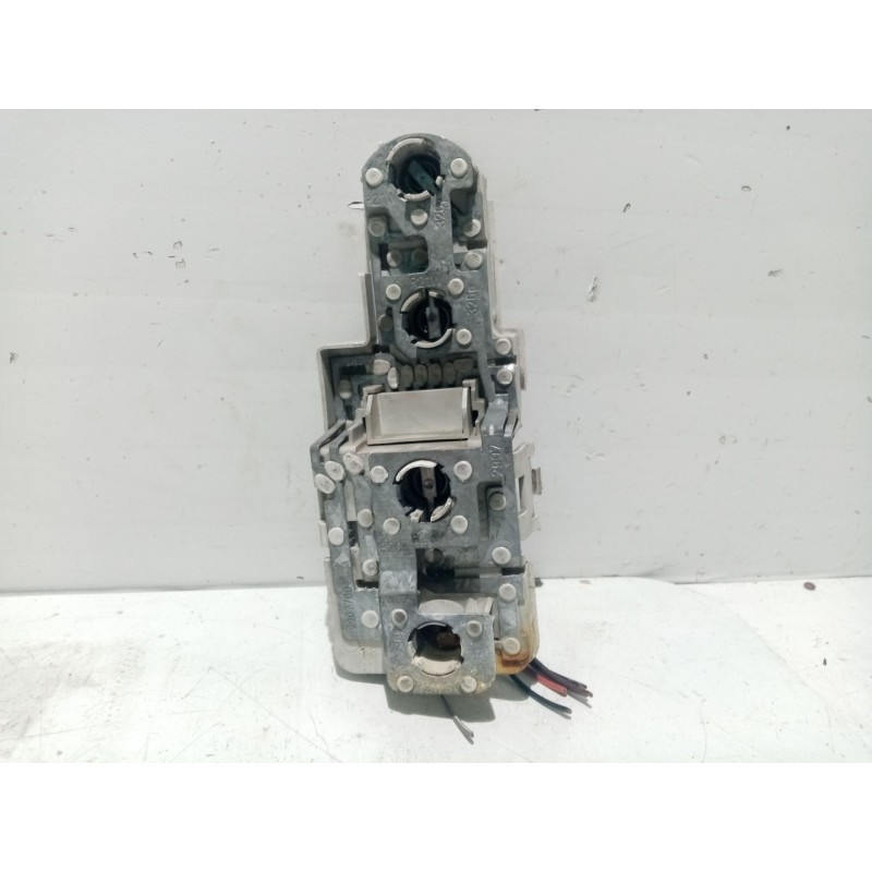 Recambio de portalamparas para audi a3 (8l1) 1.9 tdi referencia OEM IAM 8L0945257  