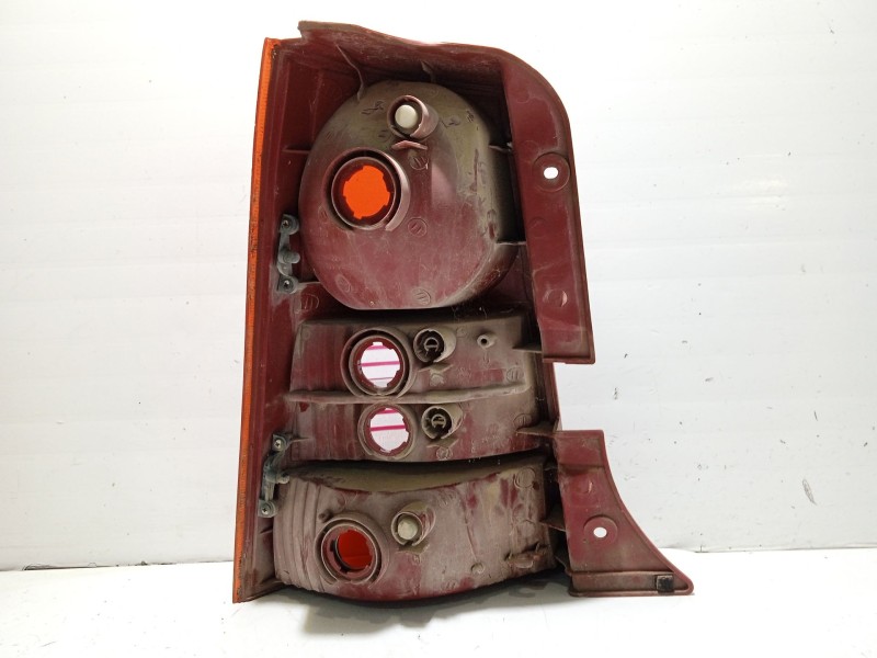 Recambio de piloto trasero derecho para kia picanto i (sa) 1.1 referencia OEM IAM 9240207010   Recambio de piloto trasero derecho para kia picanto i (sa) 1.1 referencia OEM IAM 9240207010