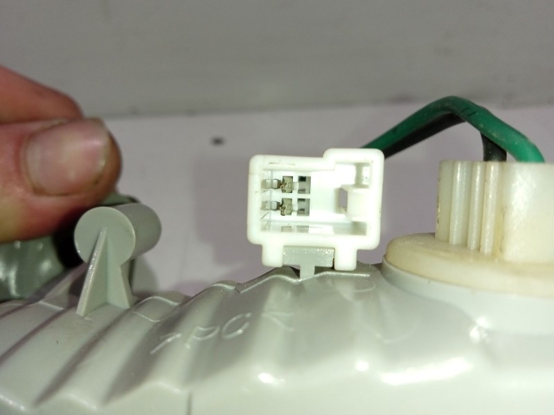 Recambio de luz central de freno para kia picanto i (sa) 1.1 referencia OEM IAM 9275007000  